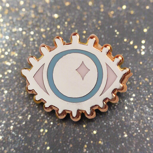 Gold Wide Eye Mini Pin