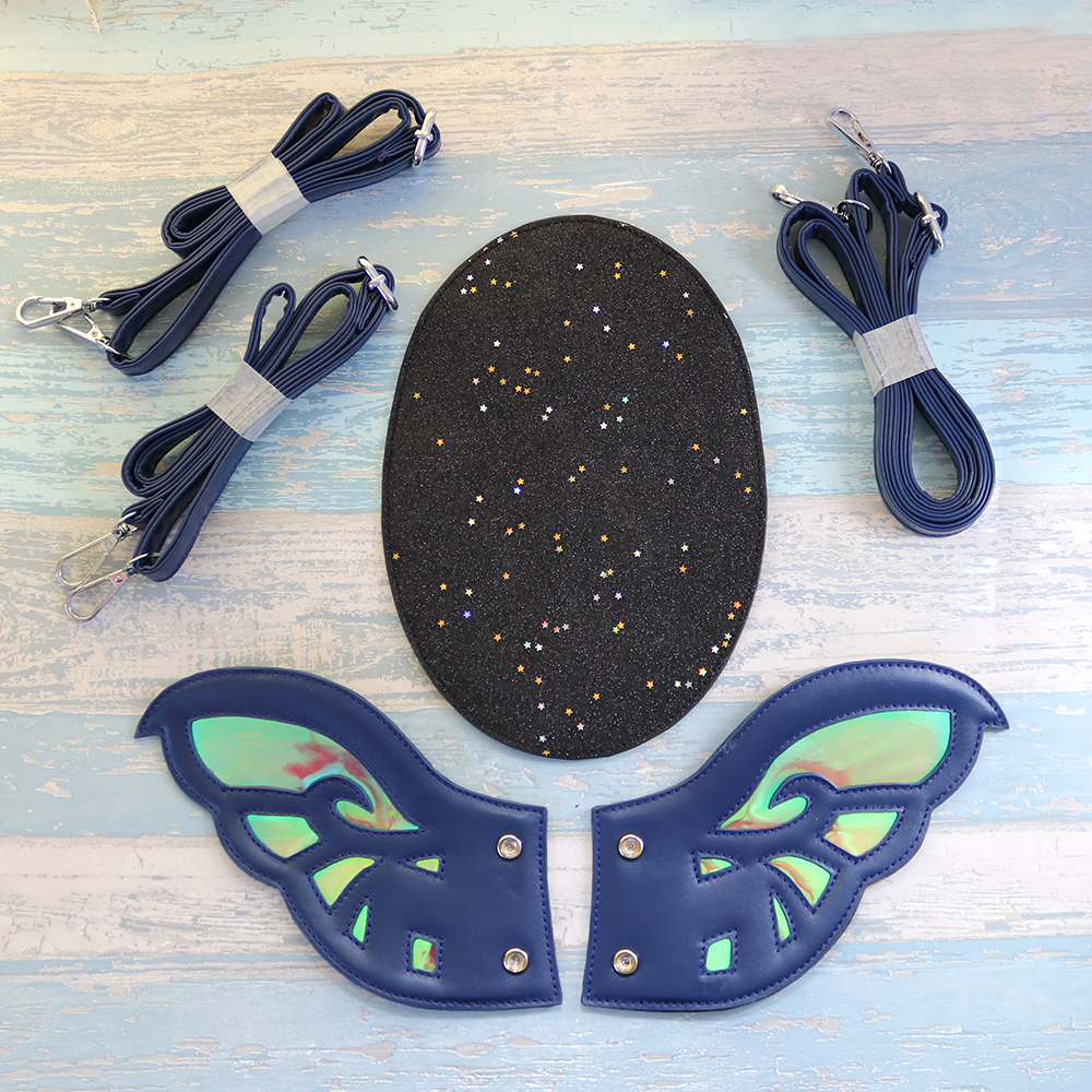 Beetle Ita Bag - Holographic Black