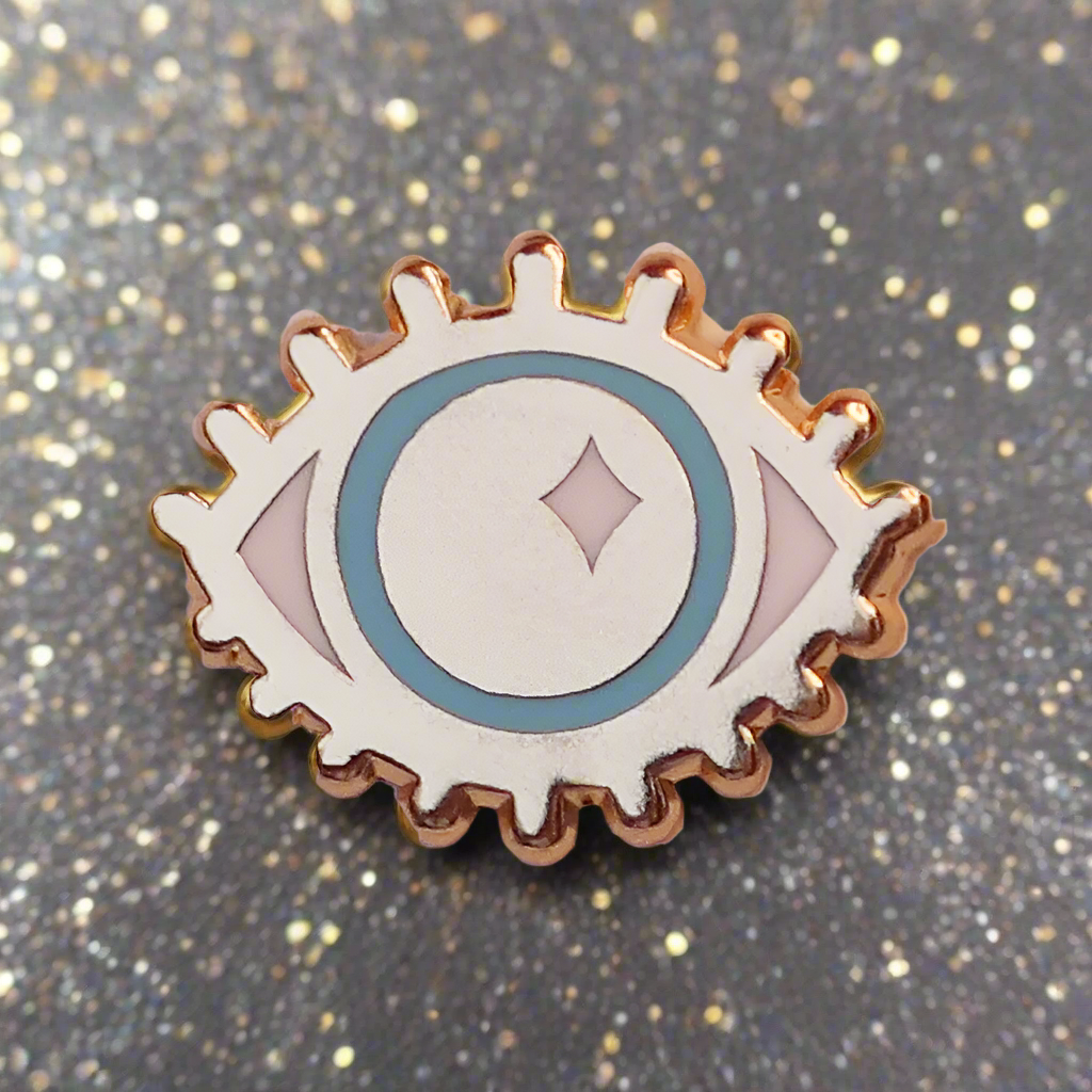 Gold Wide Eye Mini Pin
