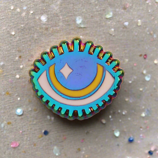 Rainbow Hooded Eye Mini Pin