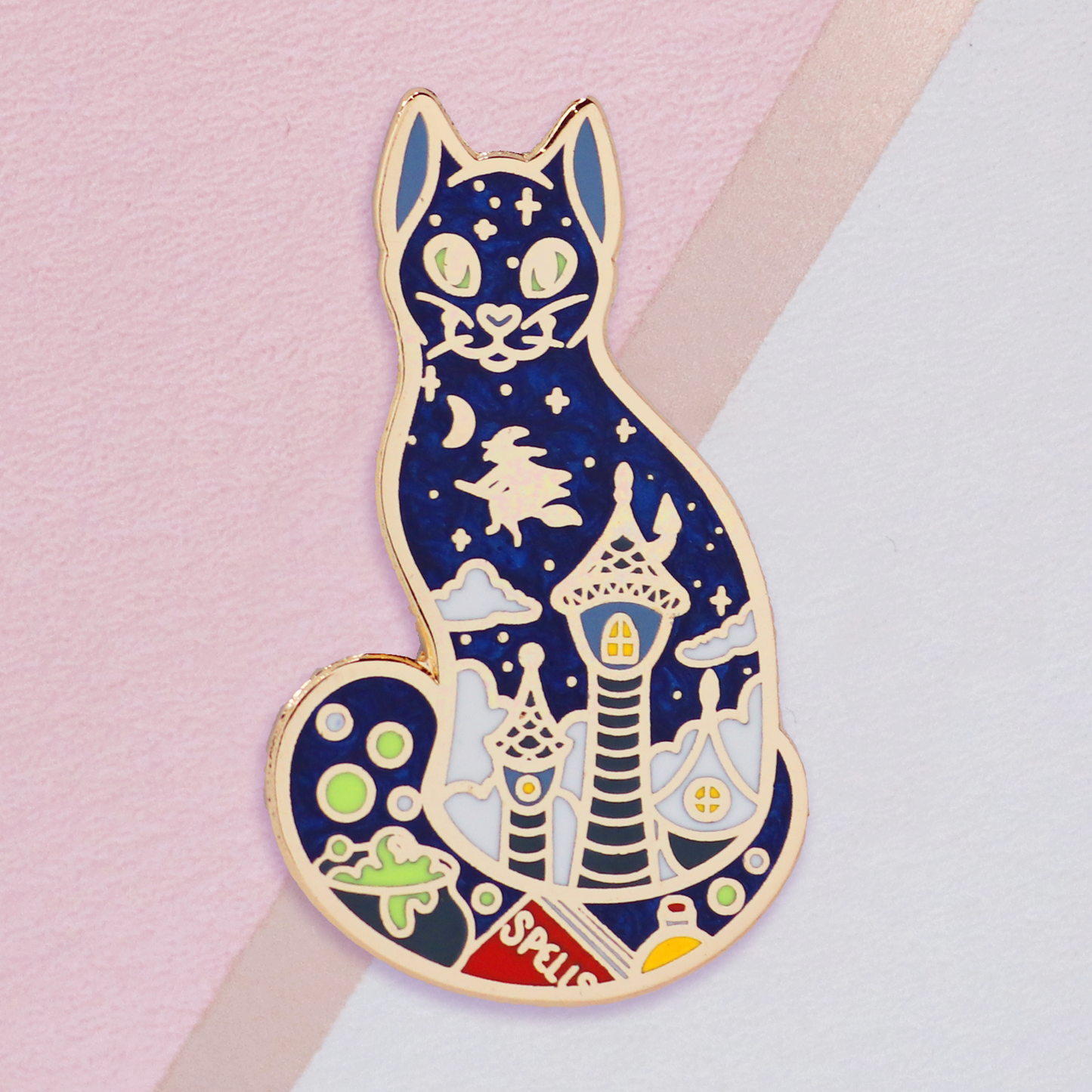 Witch's Cat Enamel Pin