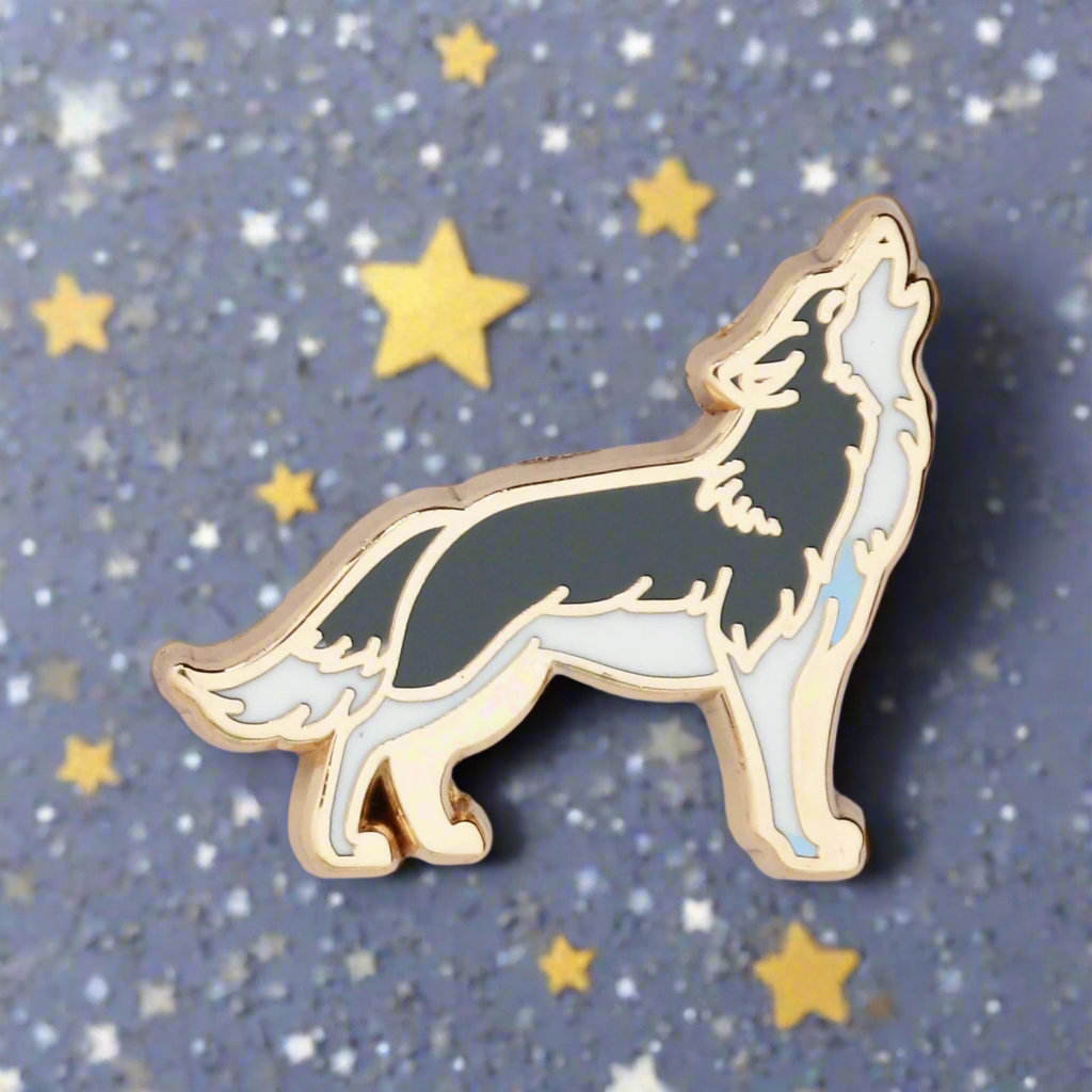 Wolf Mini Pin